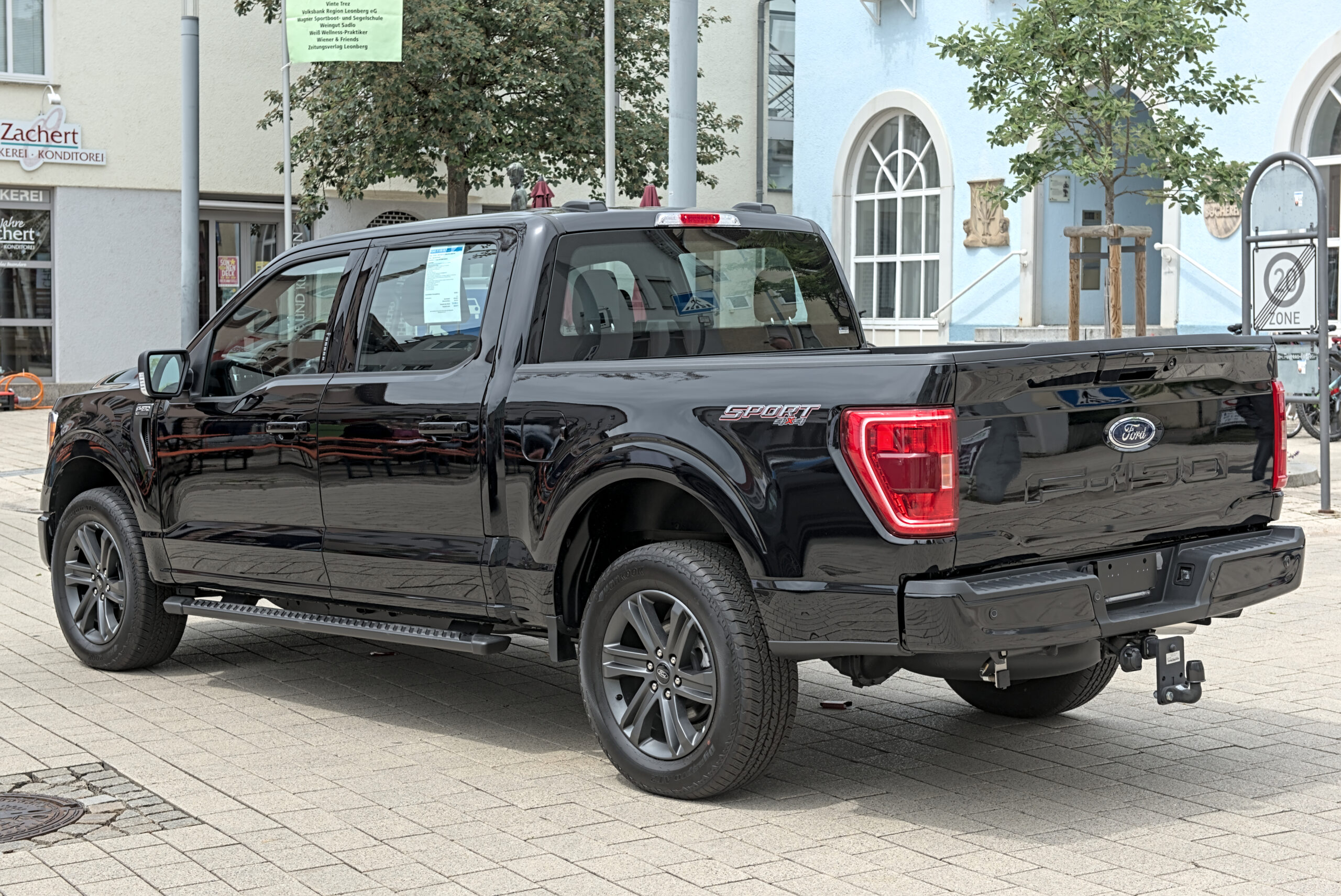 Ford F-150 fourteenth generation pickup truck