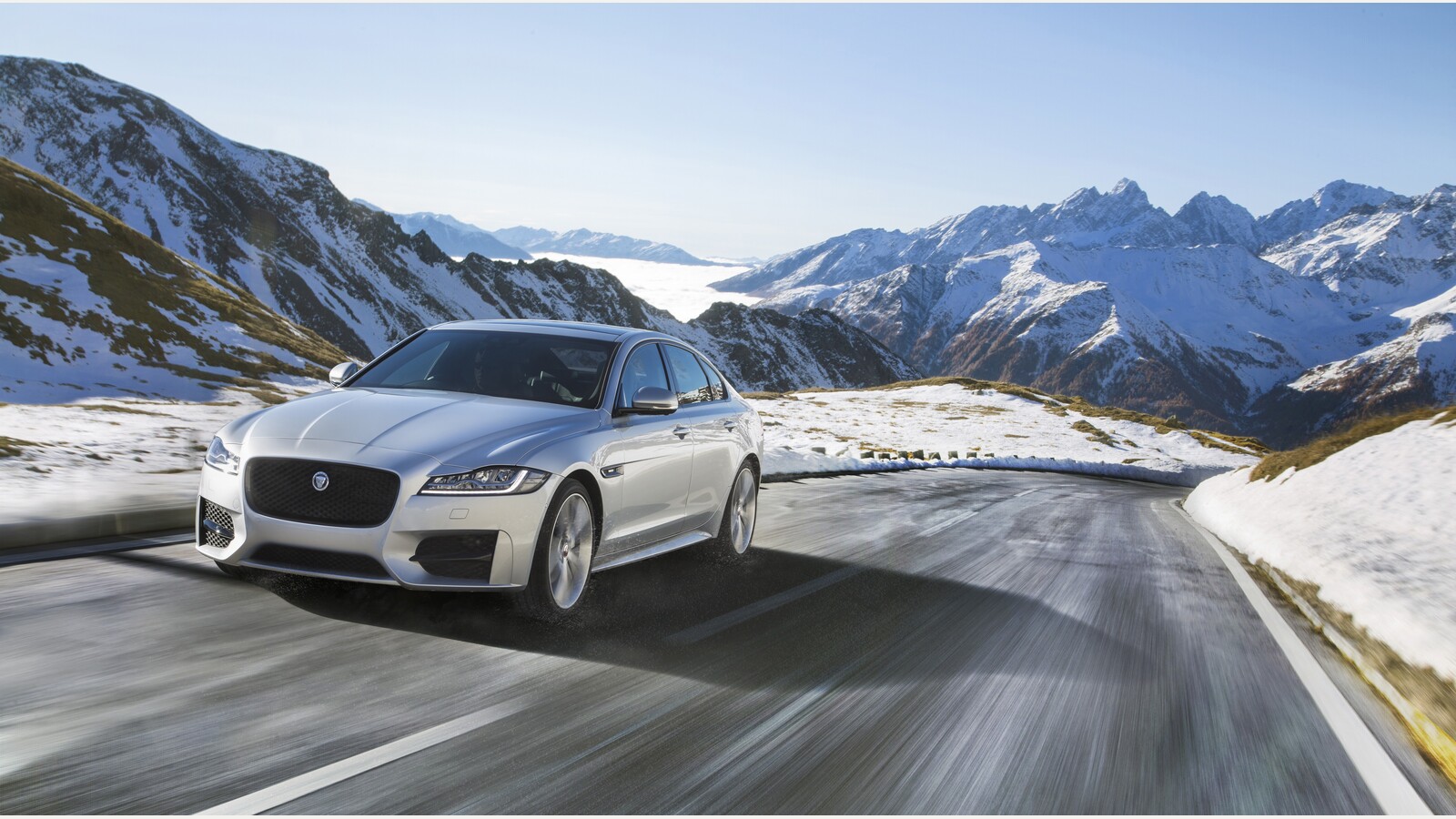 Jaguar XF X260 used guide side profile official image