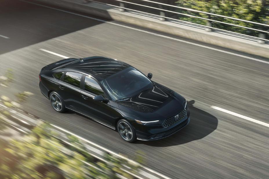 2026 Honda Accord SE press photo, side view