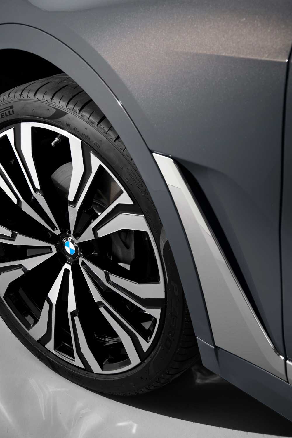 BMW X7 G07 official BMW Group press image