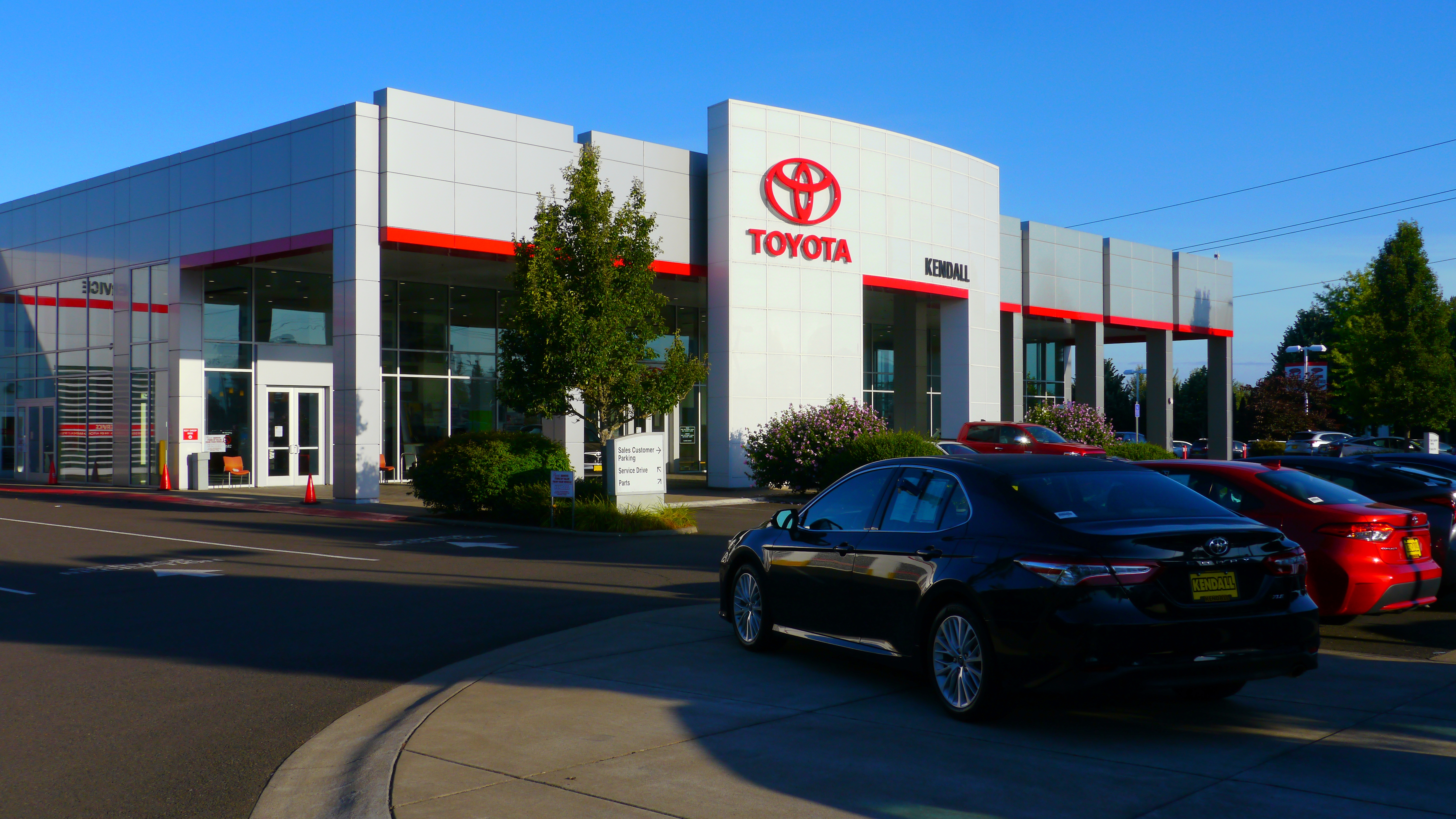 Toyota dealership where 720 FICO buyers shop auto loan APR by credit score May 2026