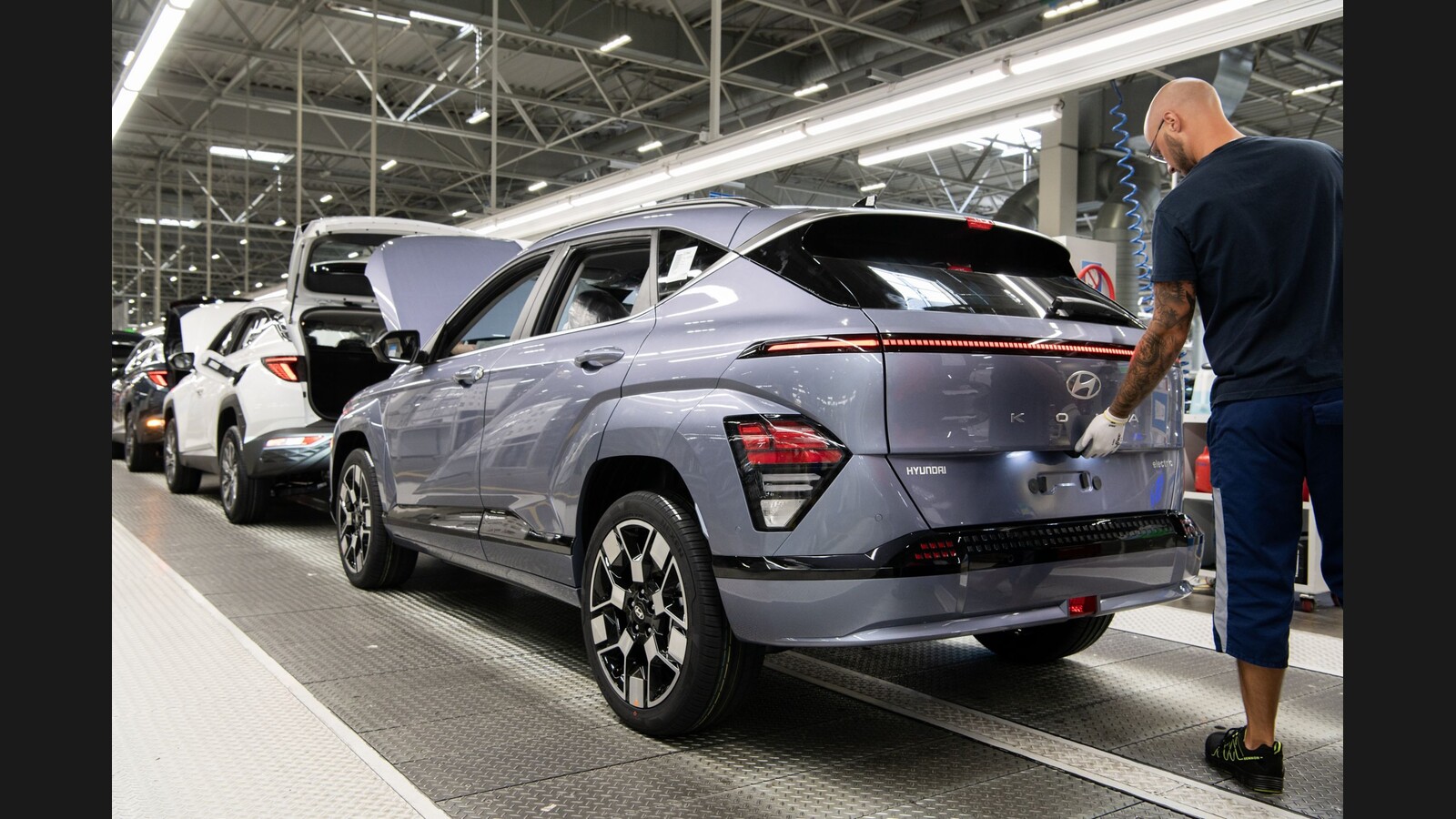 Hyundai Kona Electric Long Range Czech production line