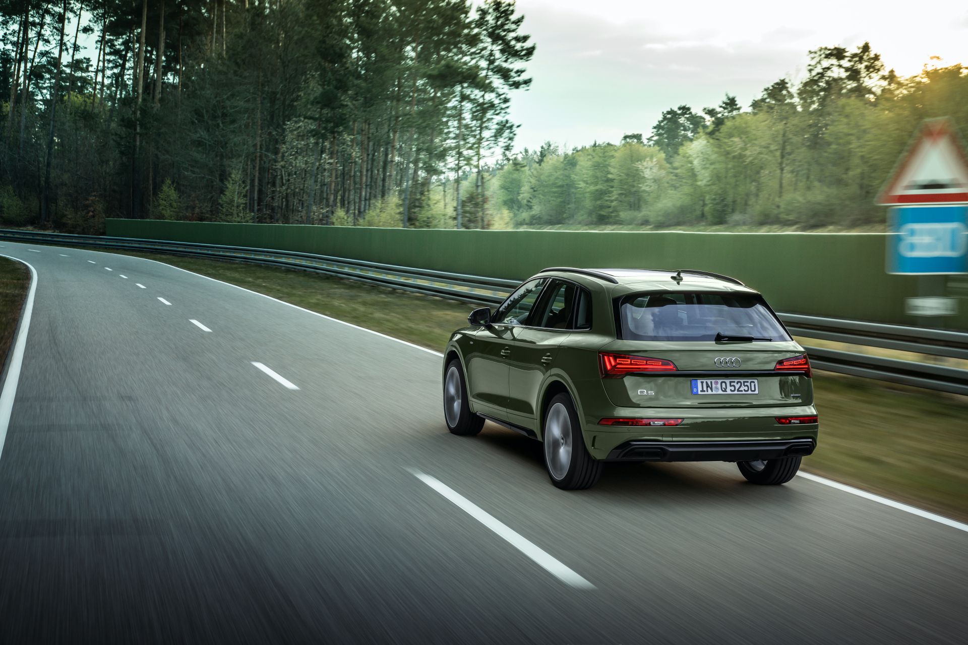 Audi Q5 rear three-quarter, used buying guide check bodywork and wheels
