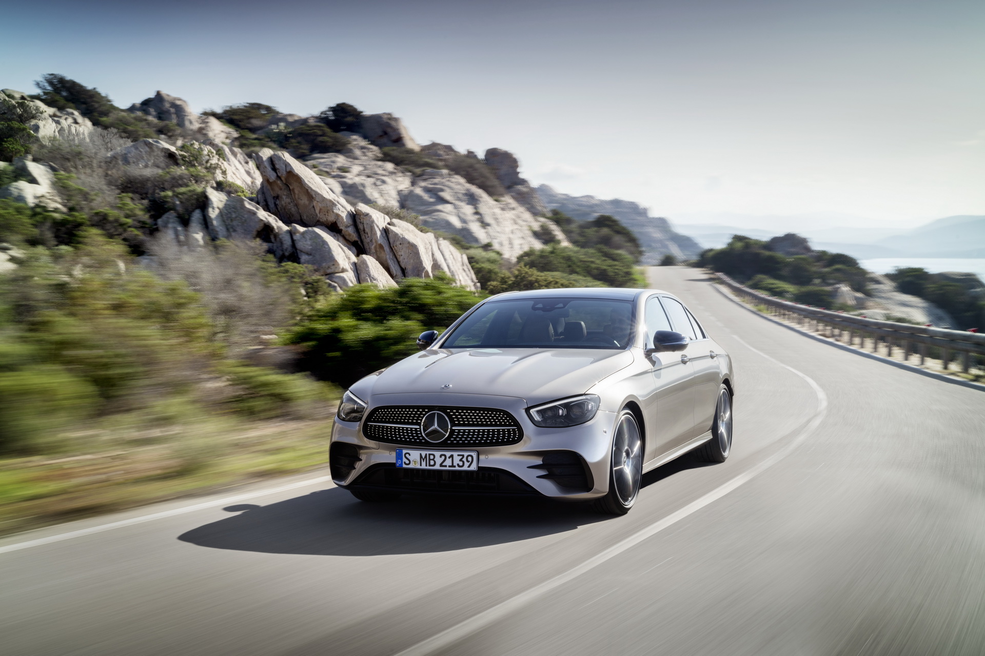 Mercedes E-Class W213 used buyer's guide, executive saloon exterior