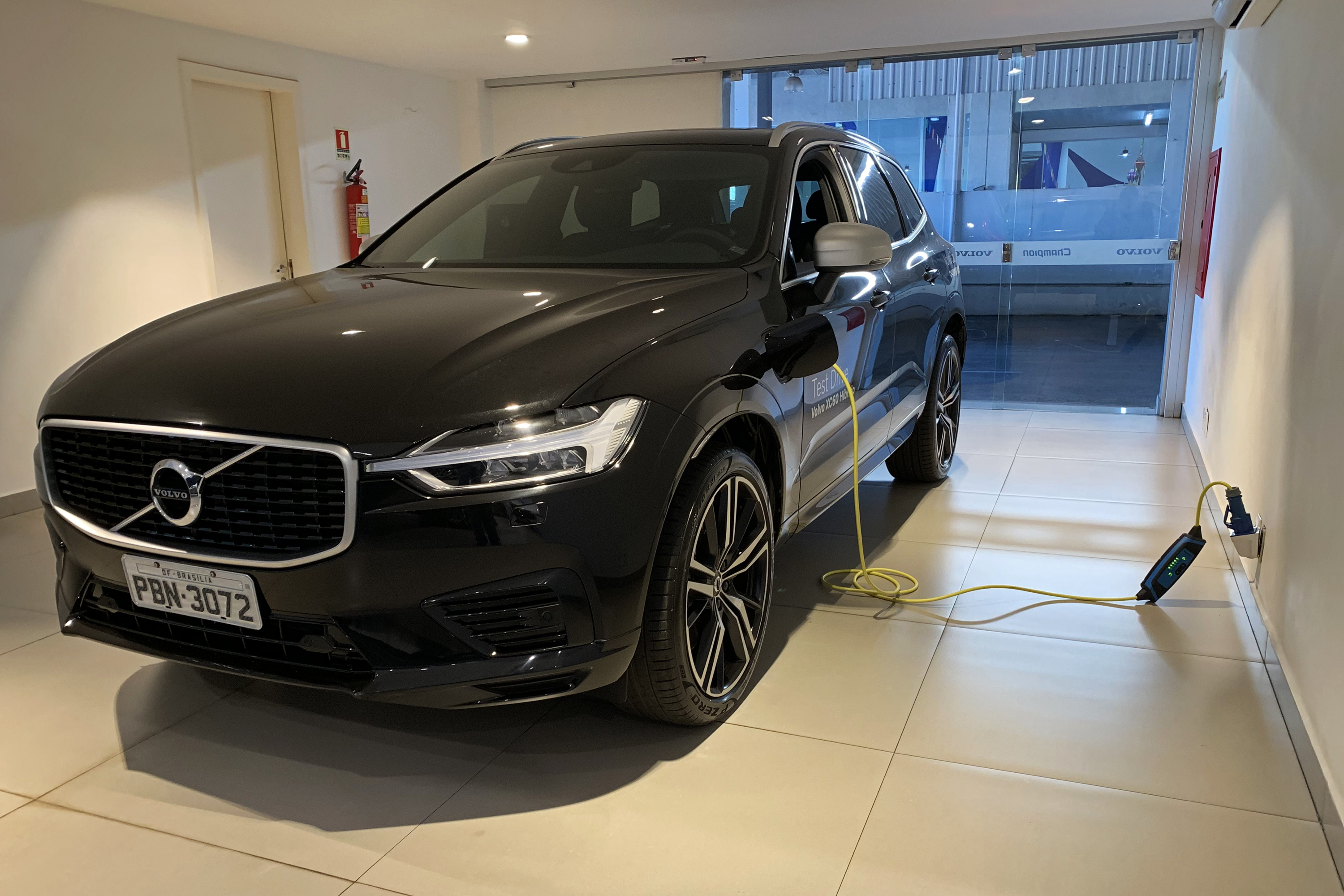 Volvo XC60 PHEV plug-in hybrid, one of the transitional technologies reauthorised by the EU 2035 ICE ban replacement