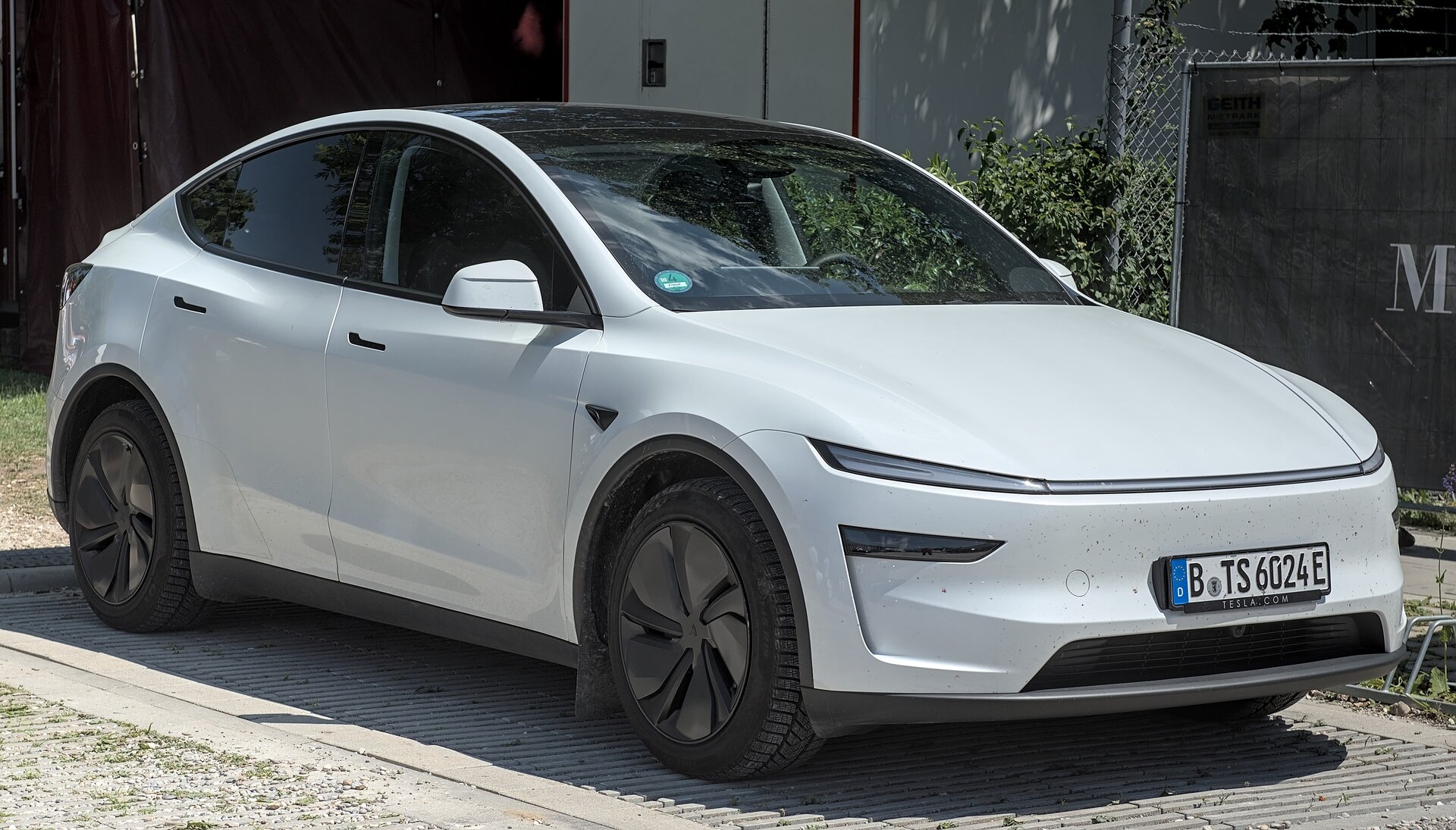 Tesla Model Y 2025: high-volume BEV included in long-running real-world battery telematics datasets