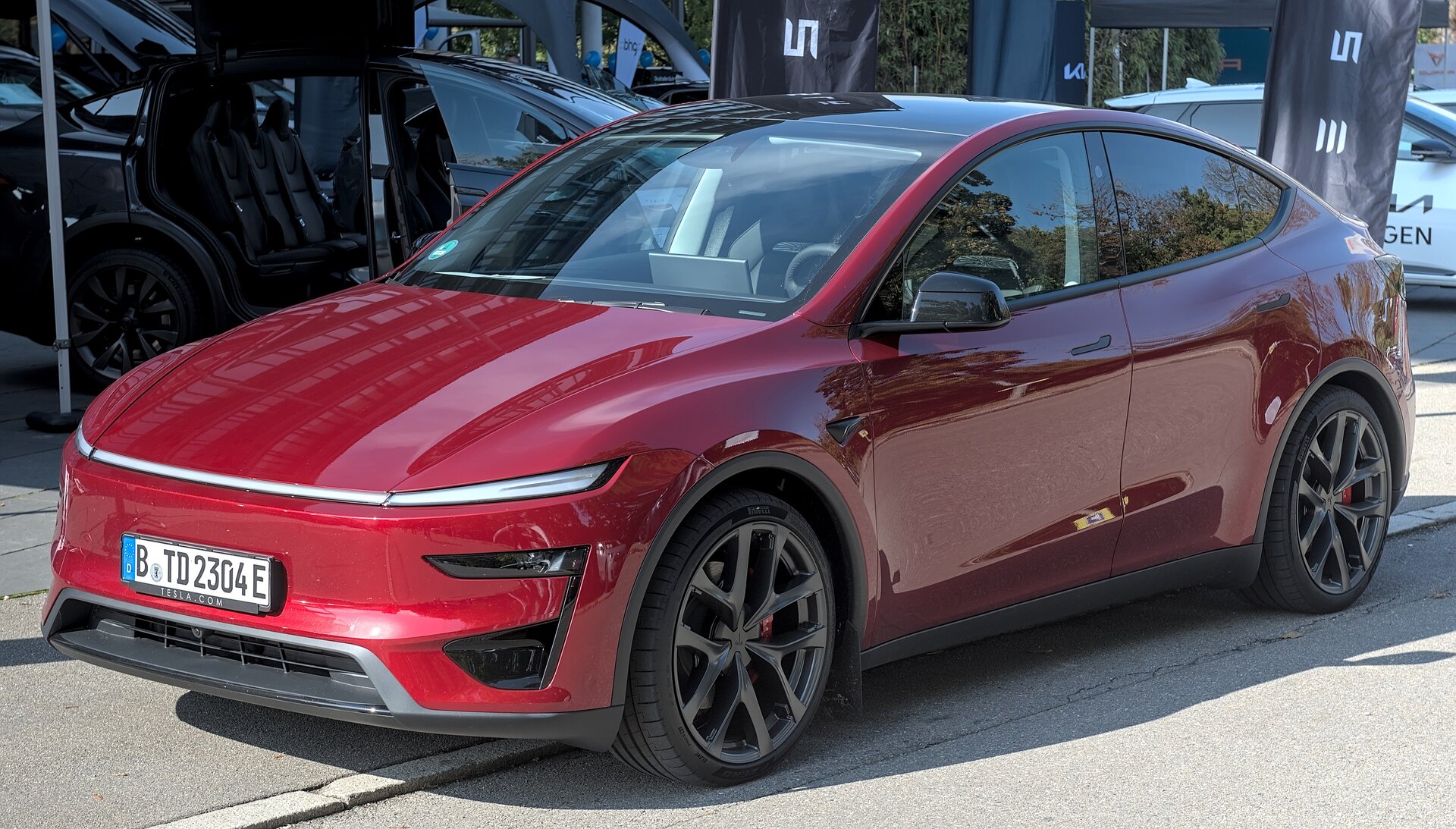 Tesla Model Y Performance 2025: high-power BEV use cases that include heavier DC fast-charging contribute to faster degradation