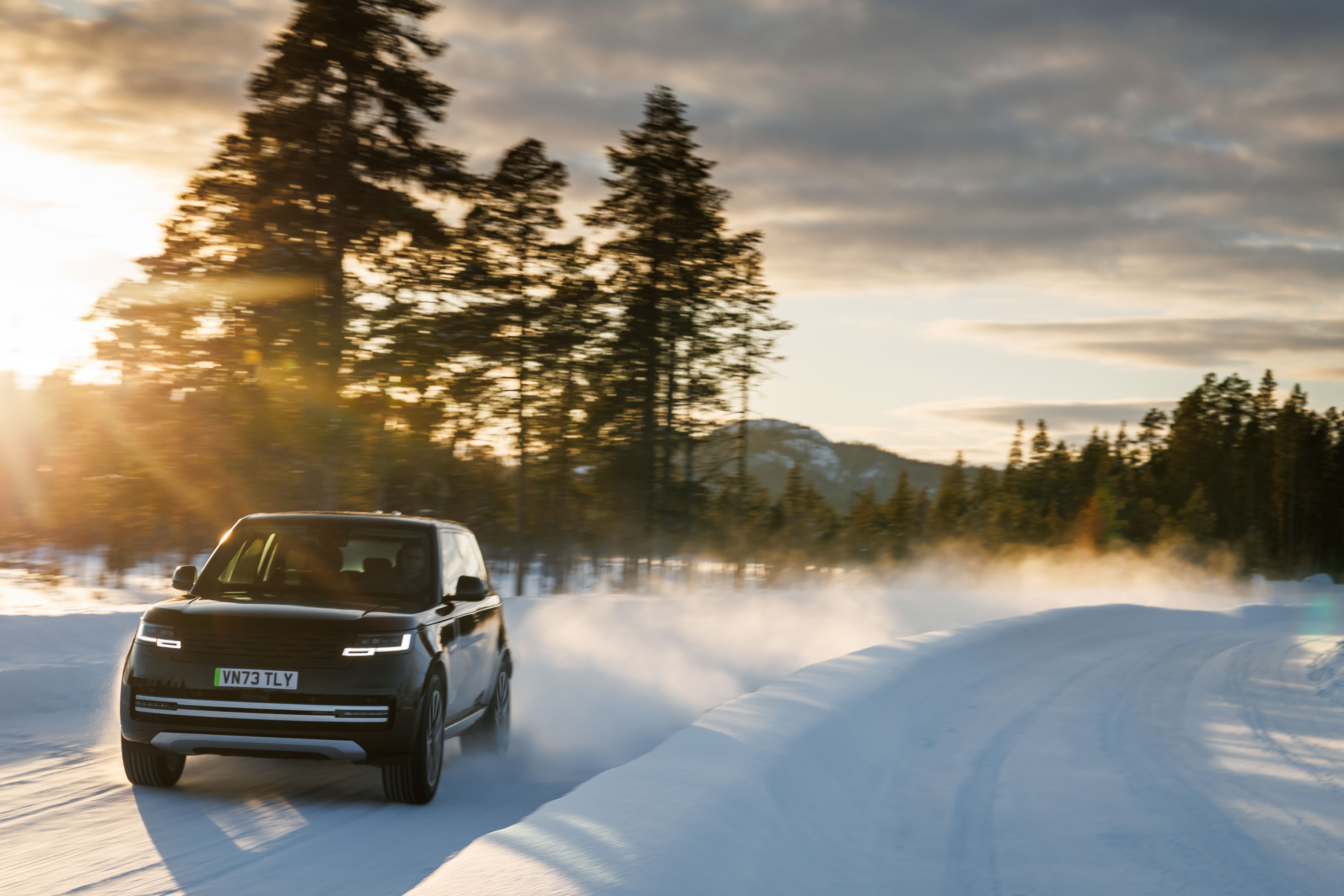 Range Rover Electric prototype on test, a six-figure P11D test case for the deepest UK sal-sac funder appetite