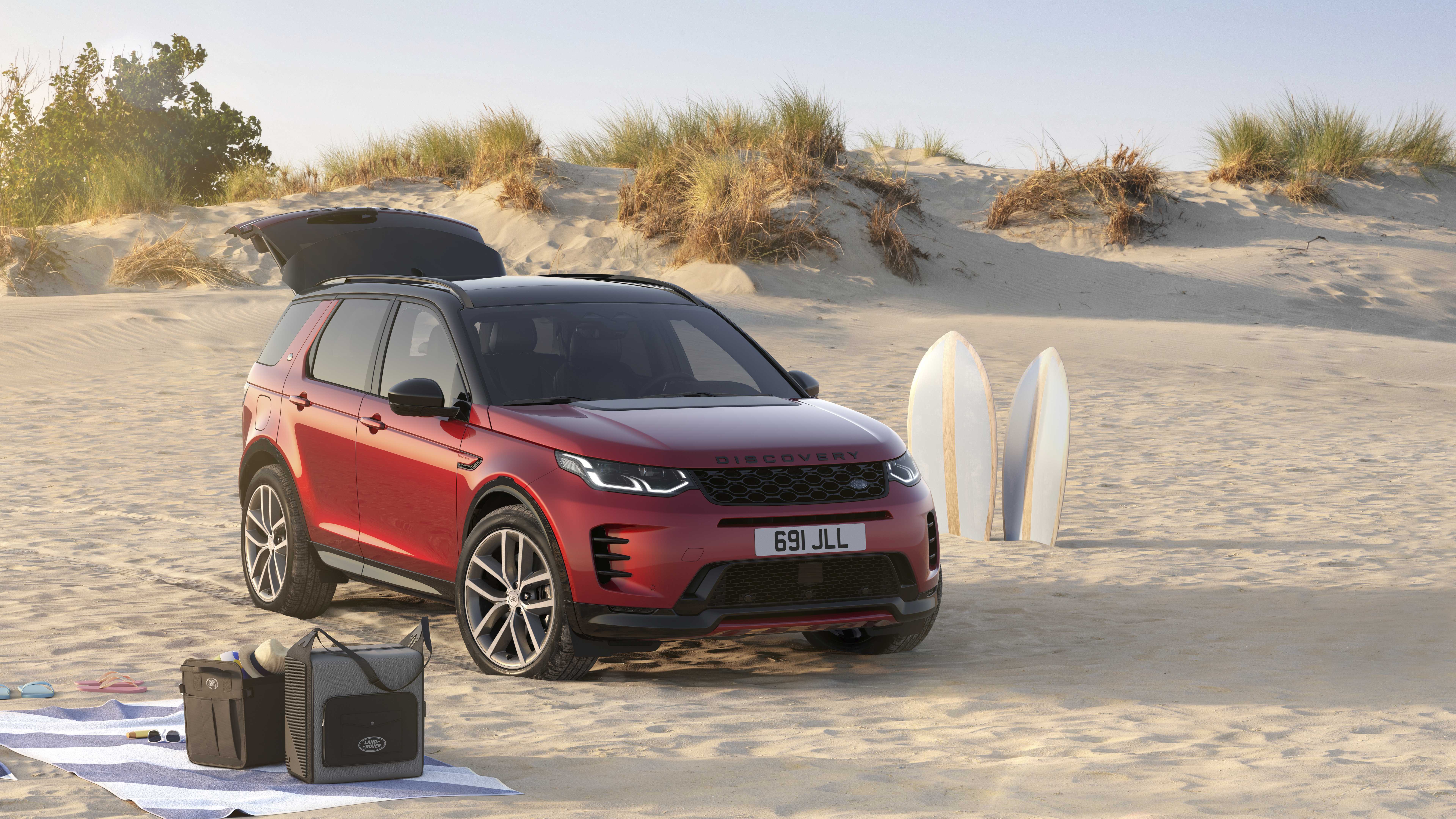 2017 Land Rover Discovery Sport HSE TD4 front view