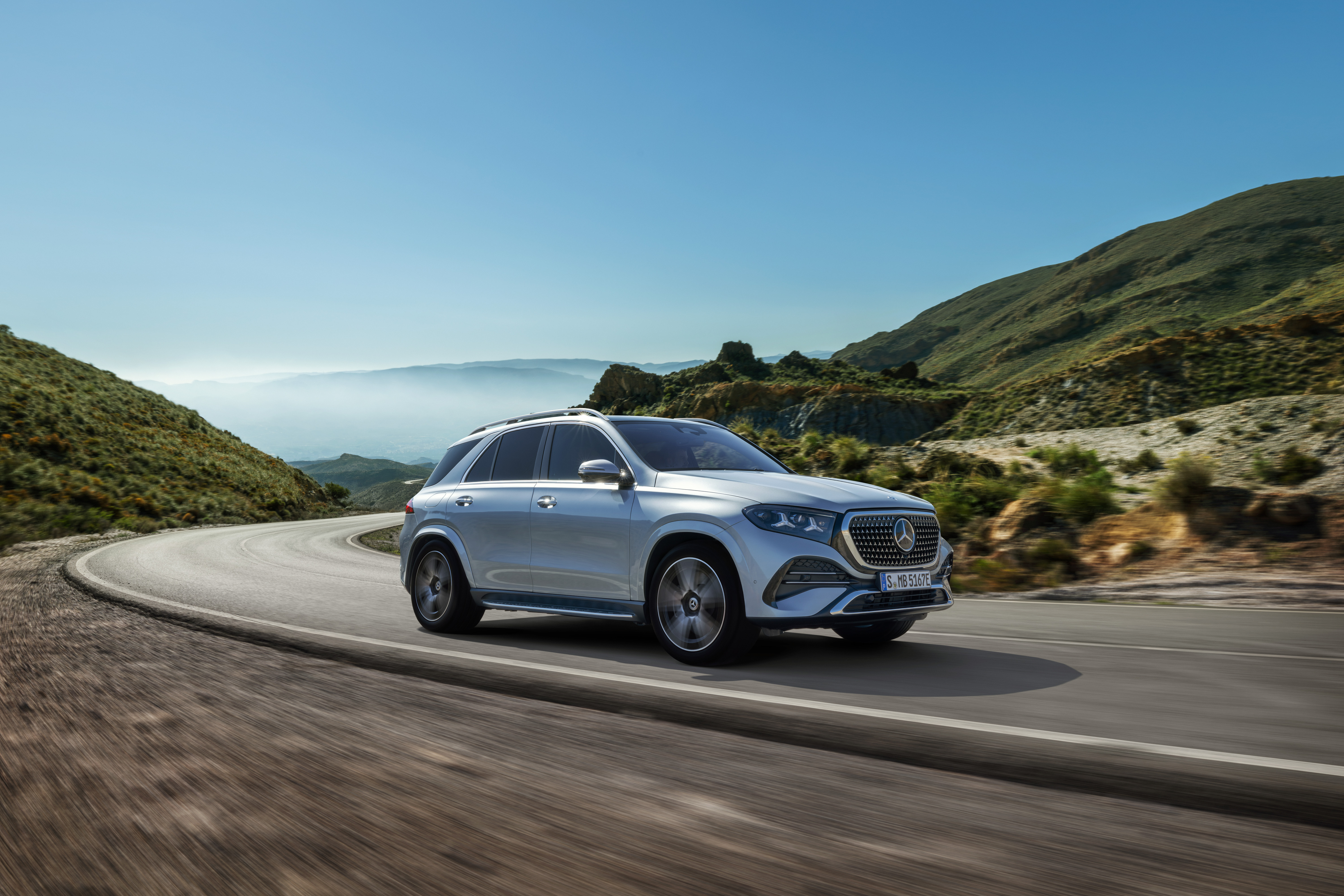 Mercedes-Benz GLE front three-quarter, illustrating the £60,000+ premium SUV bracket where Section 75A may apply instead of Section 75