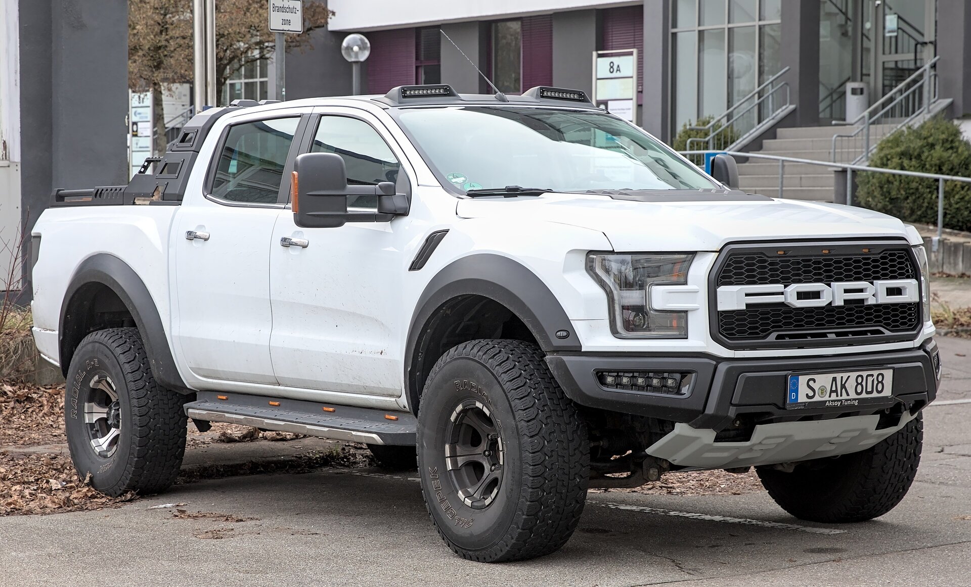 Ford F-150 in real-world setting, illustrating typical high-loan-balance trade-in exposure in 2026