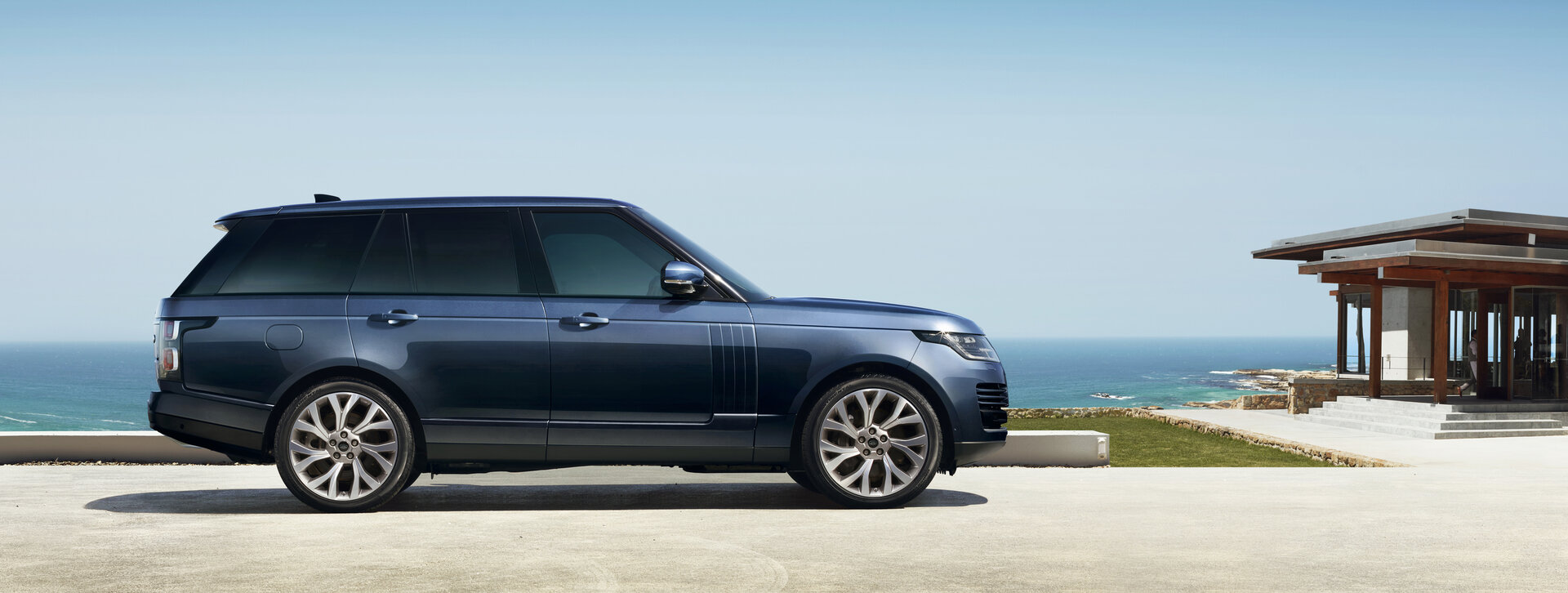 Range Rover L405 Westminster Edition rear three-quarter