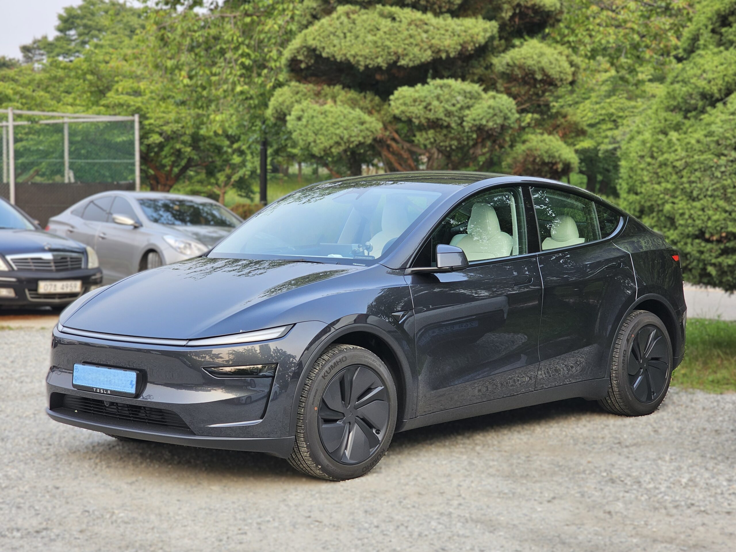 Tesla Model Y Juniper refresh 2026 Stealth Grey