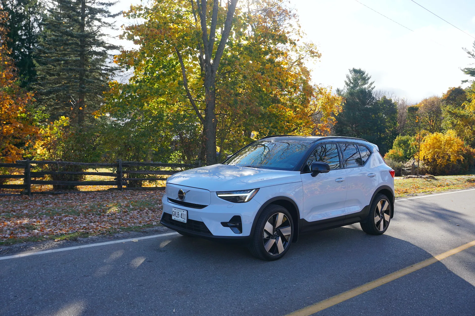 Volvo XC40 Recharge battery and charging