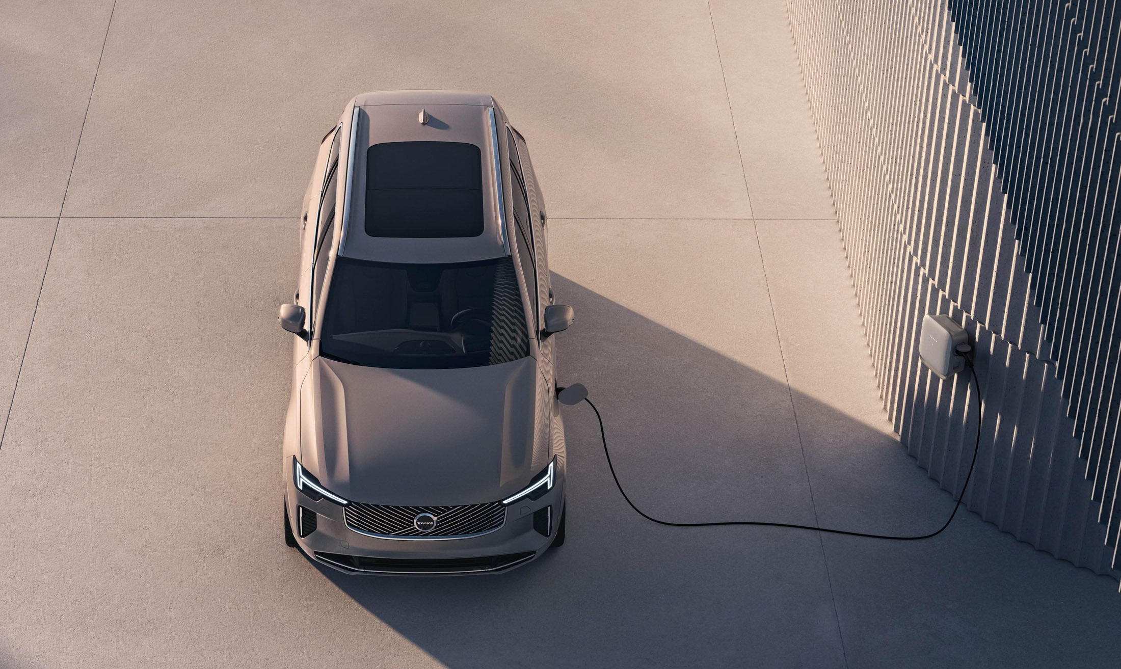 Volvo XC90 T8 Recharge plug-in hybrid charging, ERAD reliability and warranty