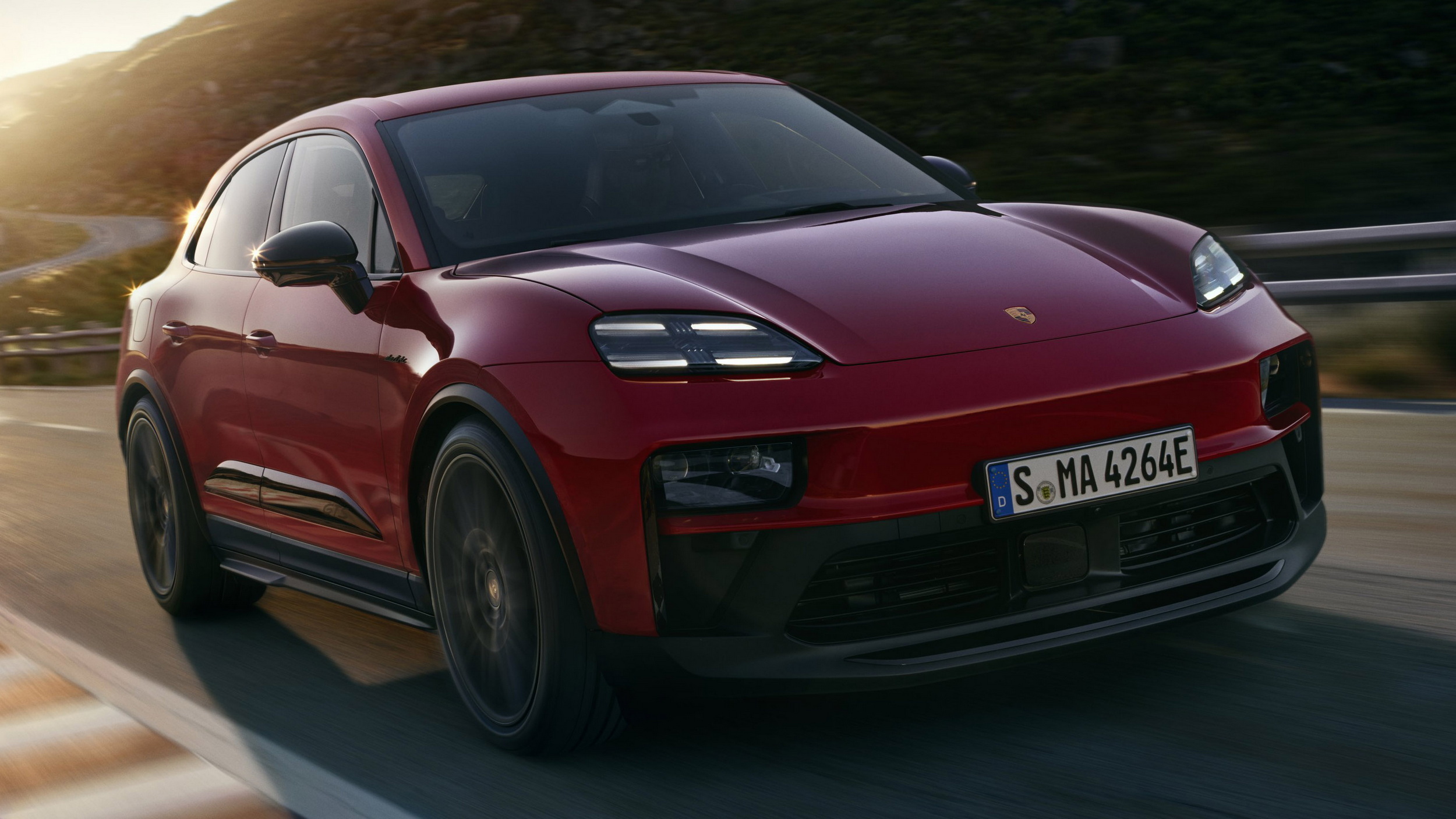 Porsche Macan GTS on large alloy wheels, prime candidate for alloy and tyre car insurance add-ons