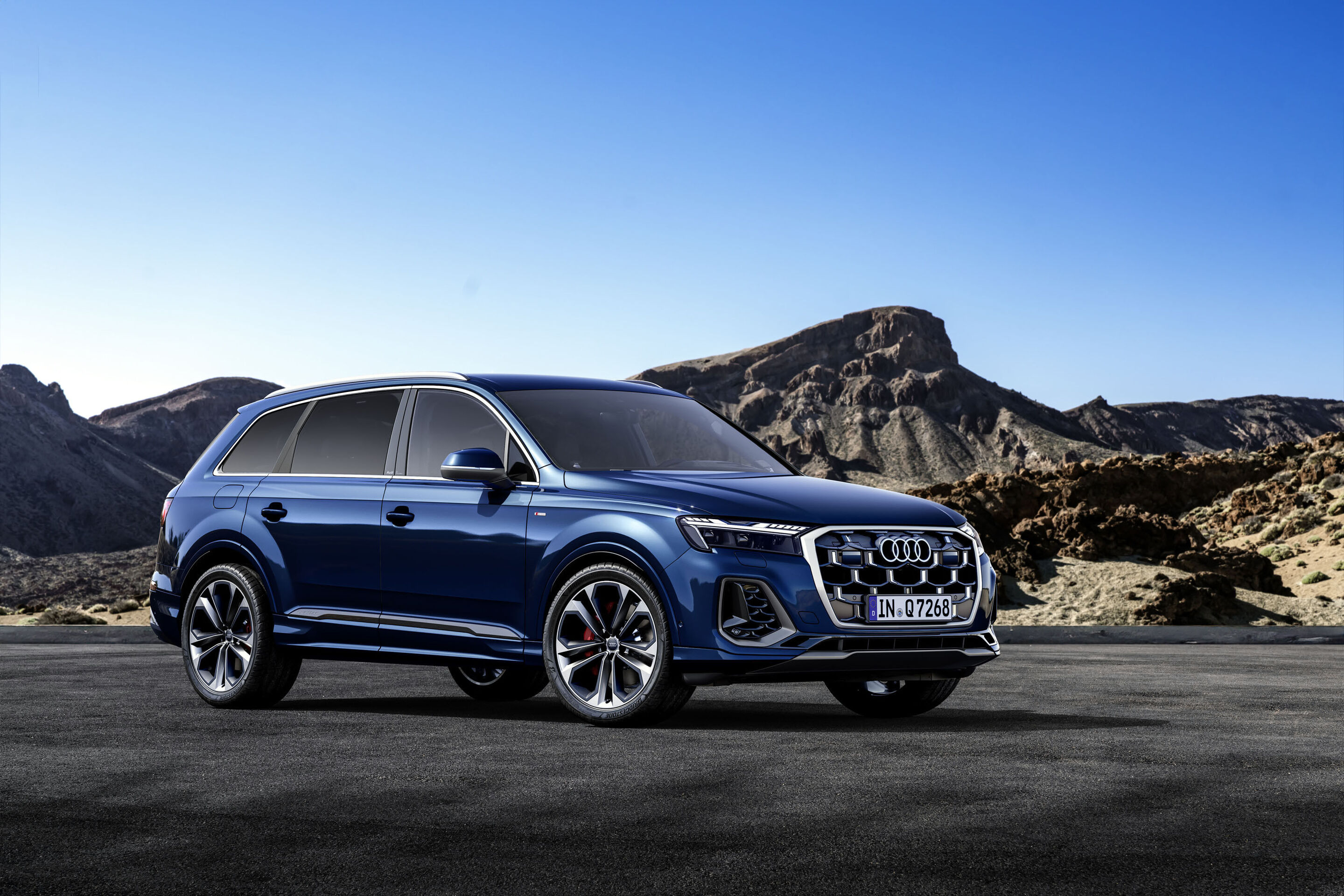 Premium diesel SUV affected by Clean Air Zone rules, an Audi Q7 on a coastal road