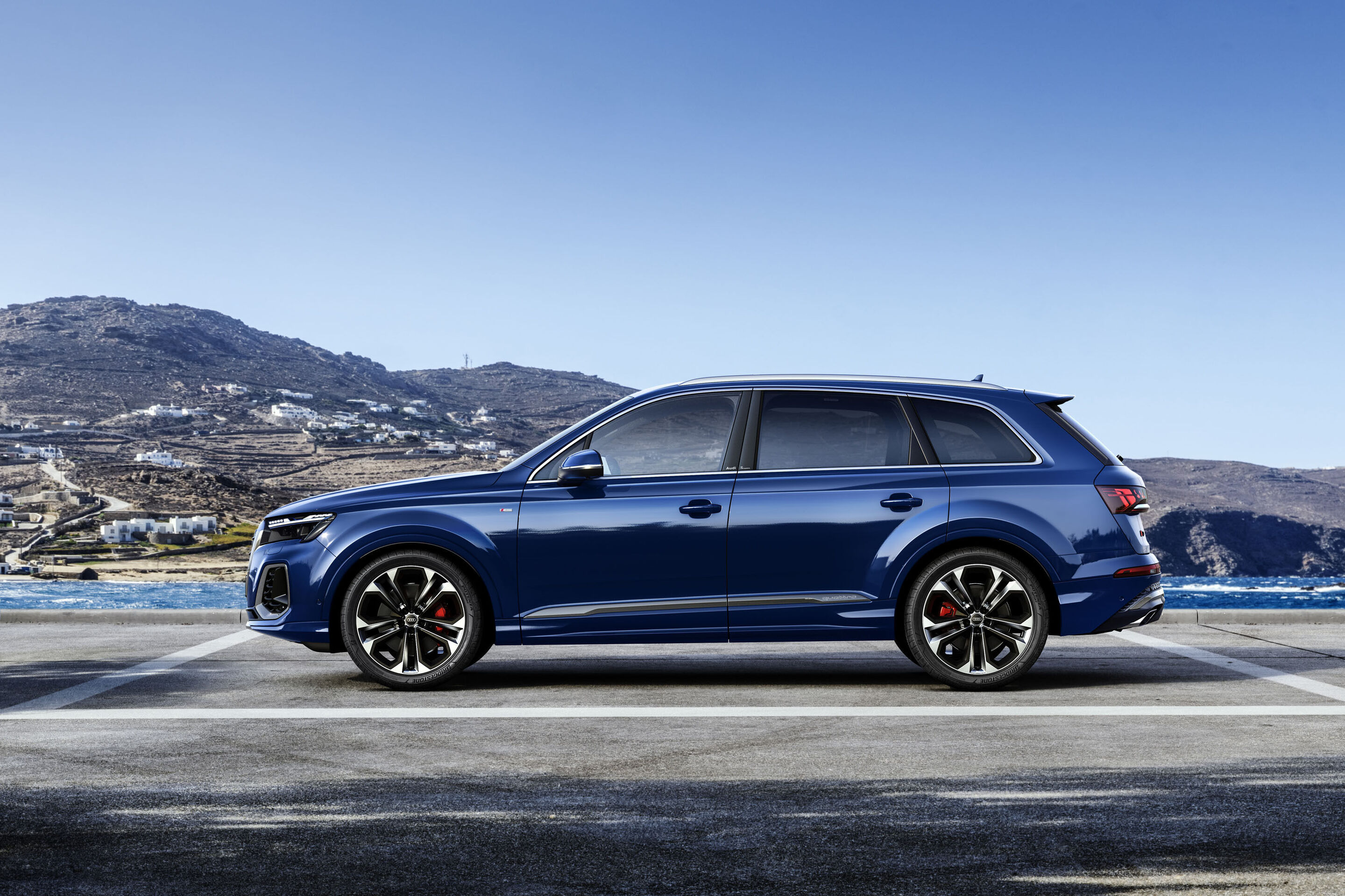 Side profile of a premium diesel SUV, a used Clean Air Zone buying consideration