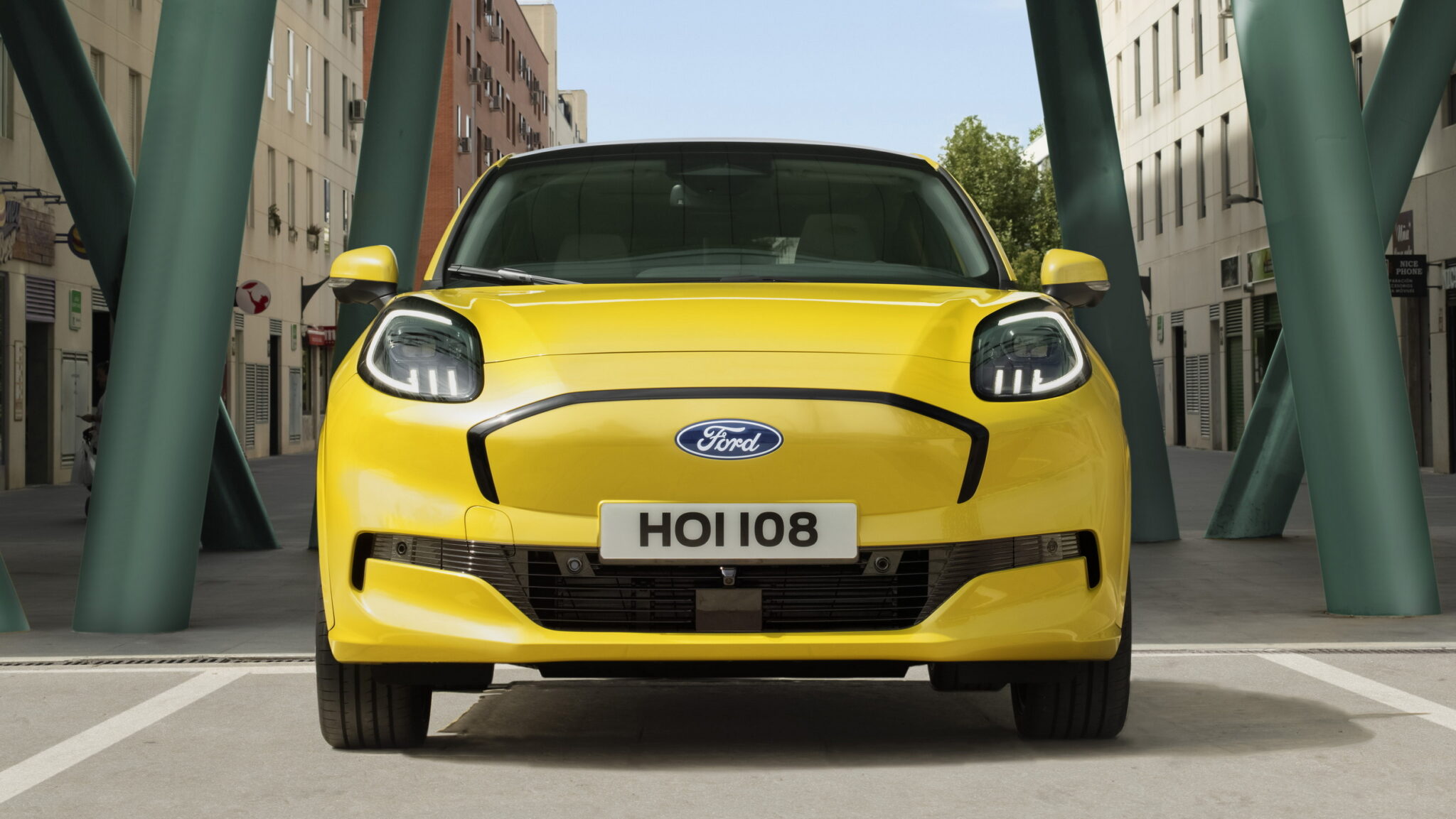 Ford crossover financed through a captive lender, illustrating who pays an FCA car finance claim