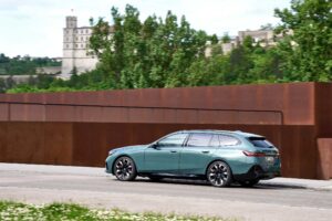 BMW official press image