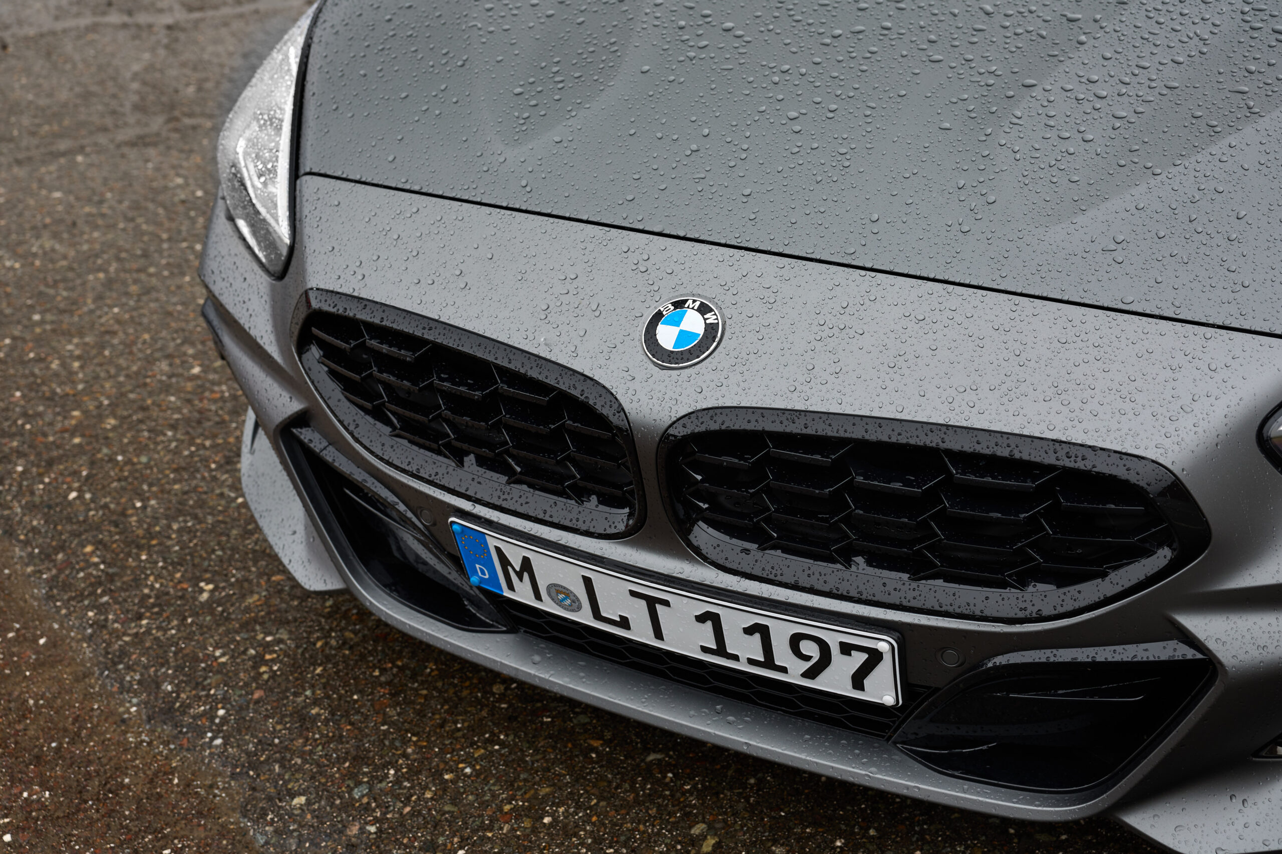 BMW Z4 G29 used front grille and kidney detail in grey