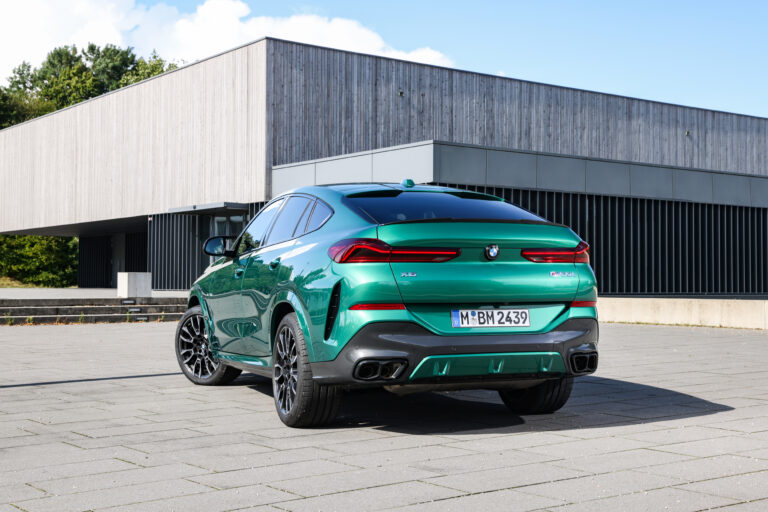 BMW official press image