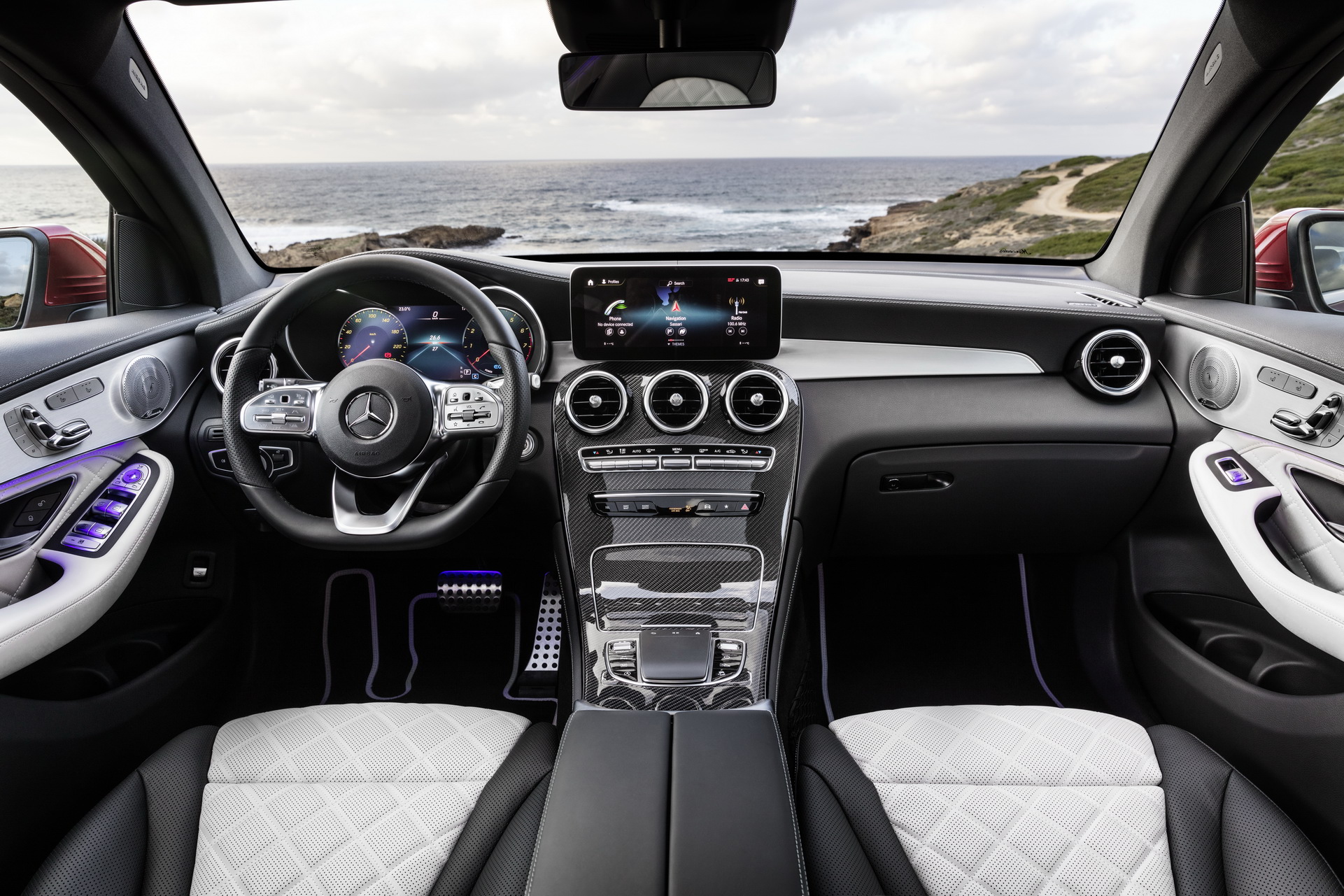 Mercedes GLC Coupe C253 facelift interior with MBUX twin screens
