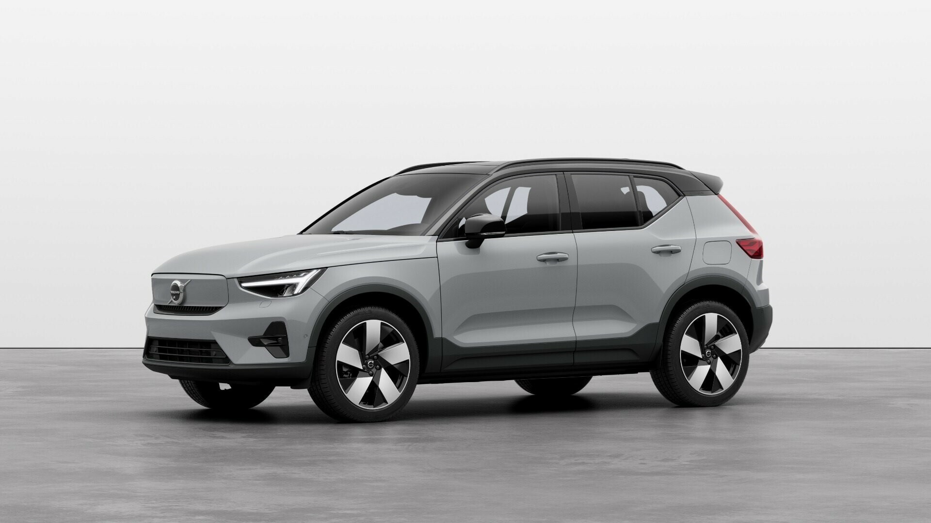 Volvo XC40 Recharge facelift used electric SUV, request a battery state-of-health certificate