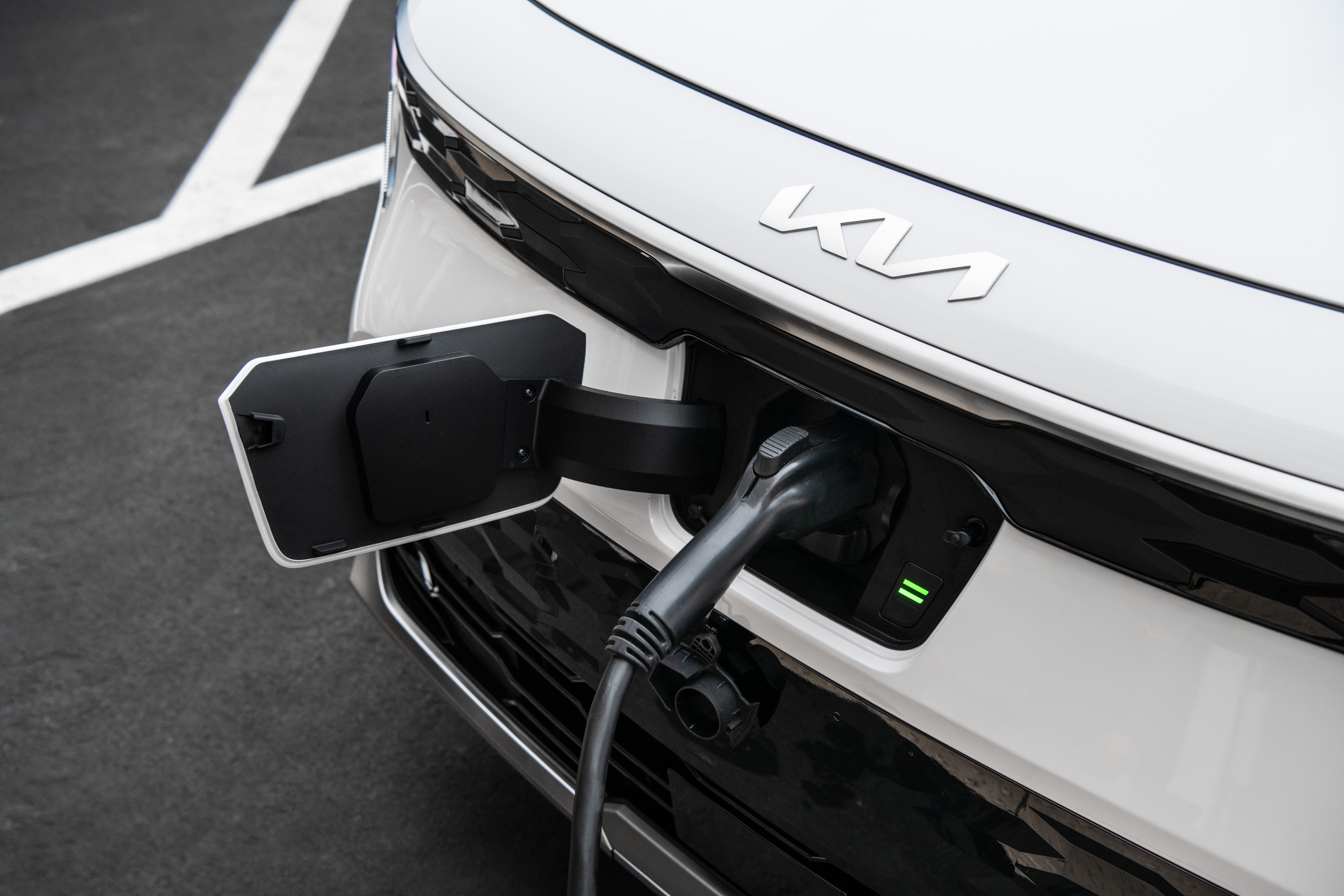 Kia Niro EV detail view, salary sacrifice exit terms and charging not included