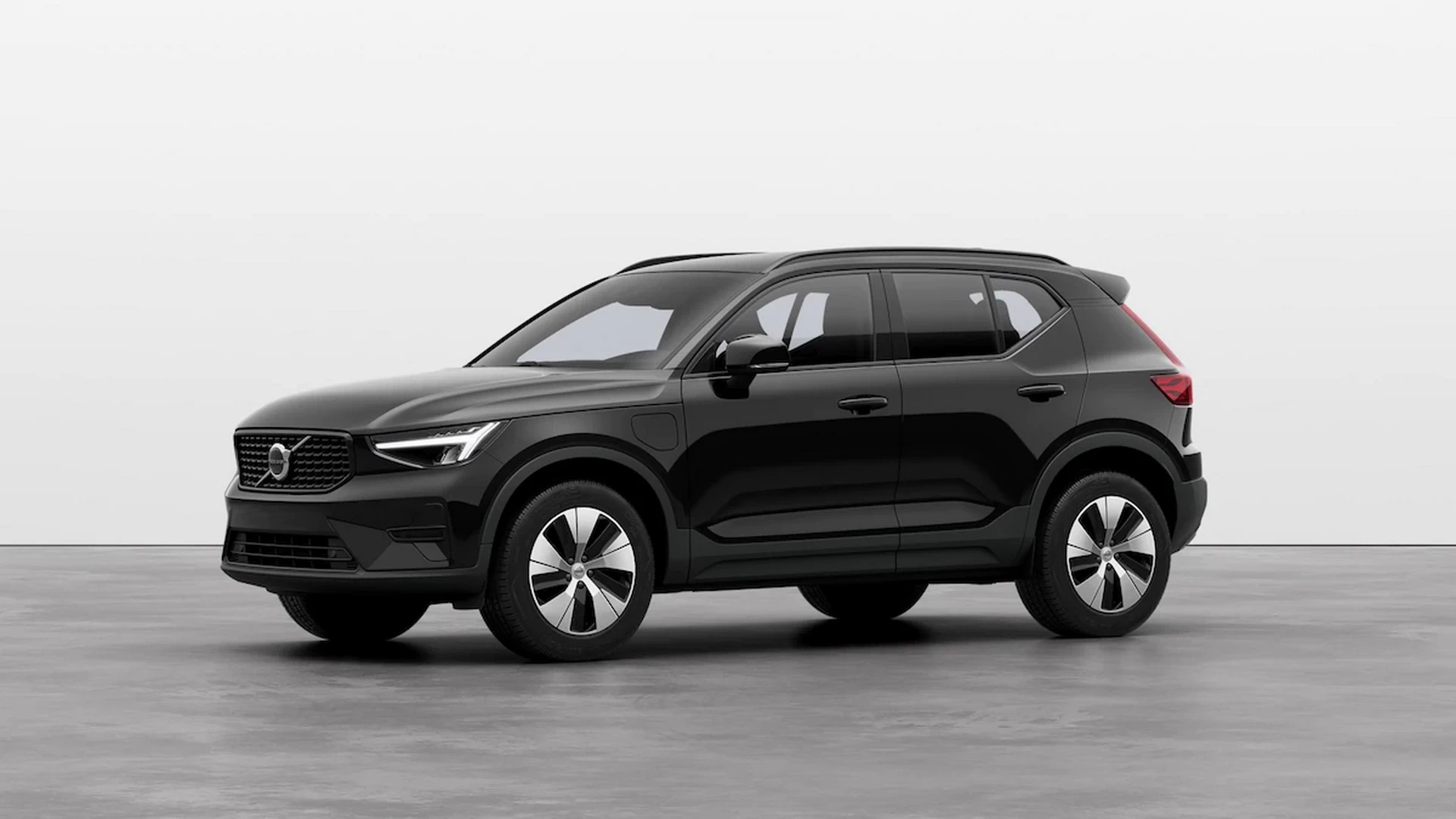 Volvo XC40 used buyer's guide front three-quarter view