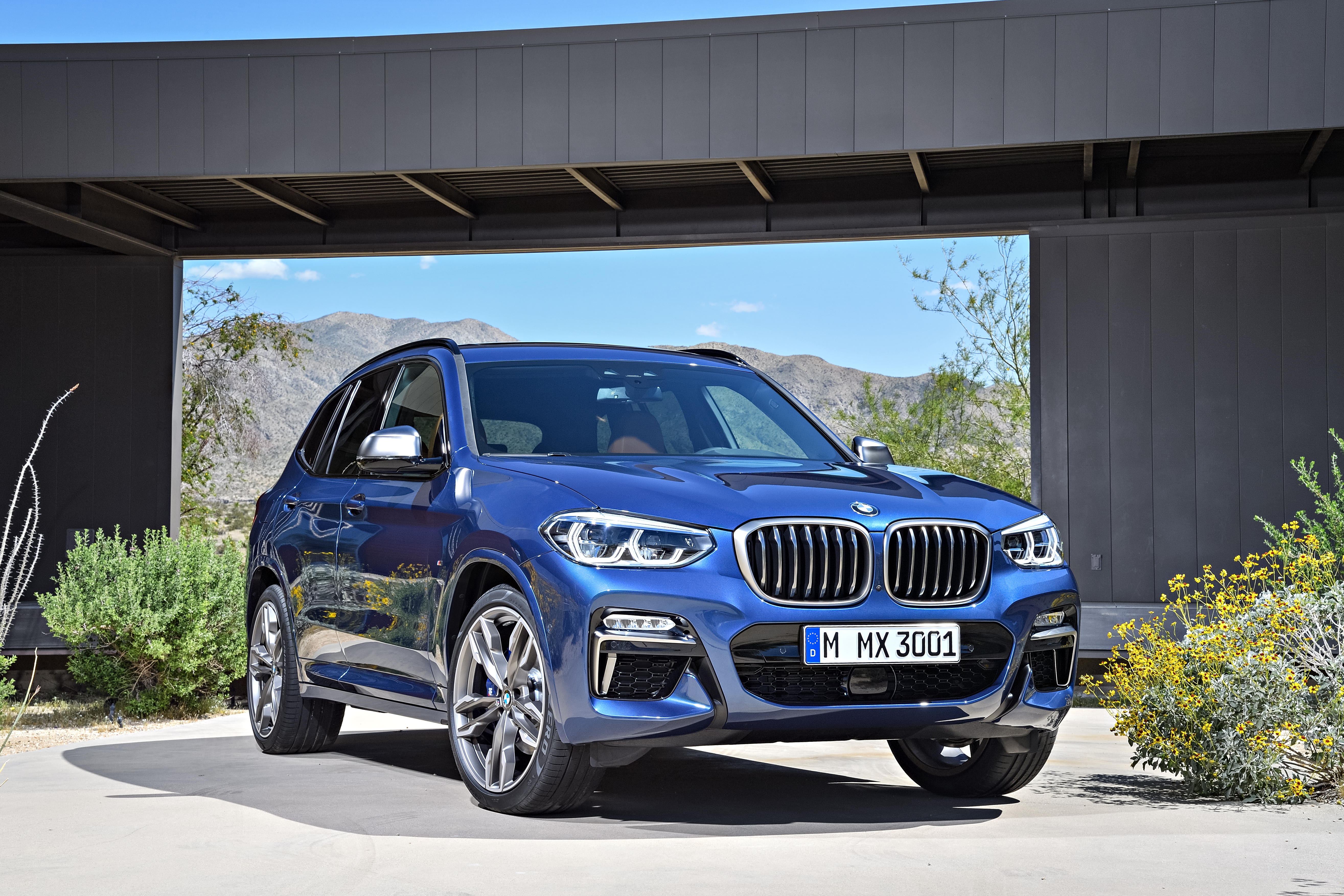 BMW X3 G01 used buyer's guide M40i front three-quarter