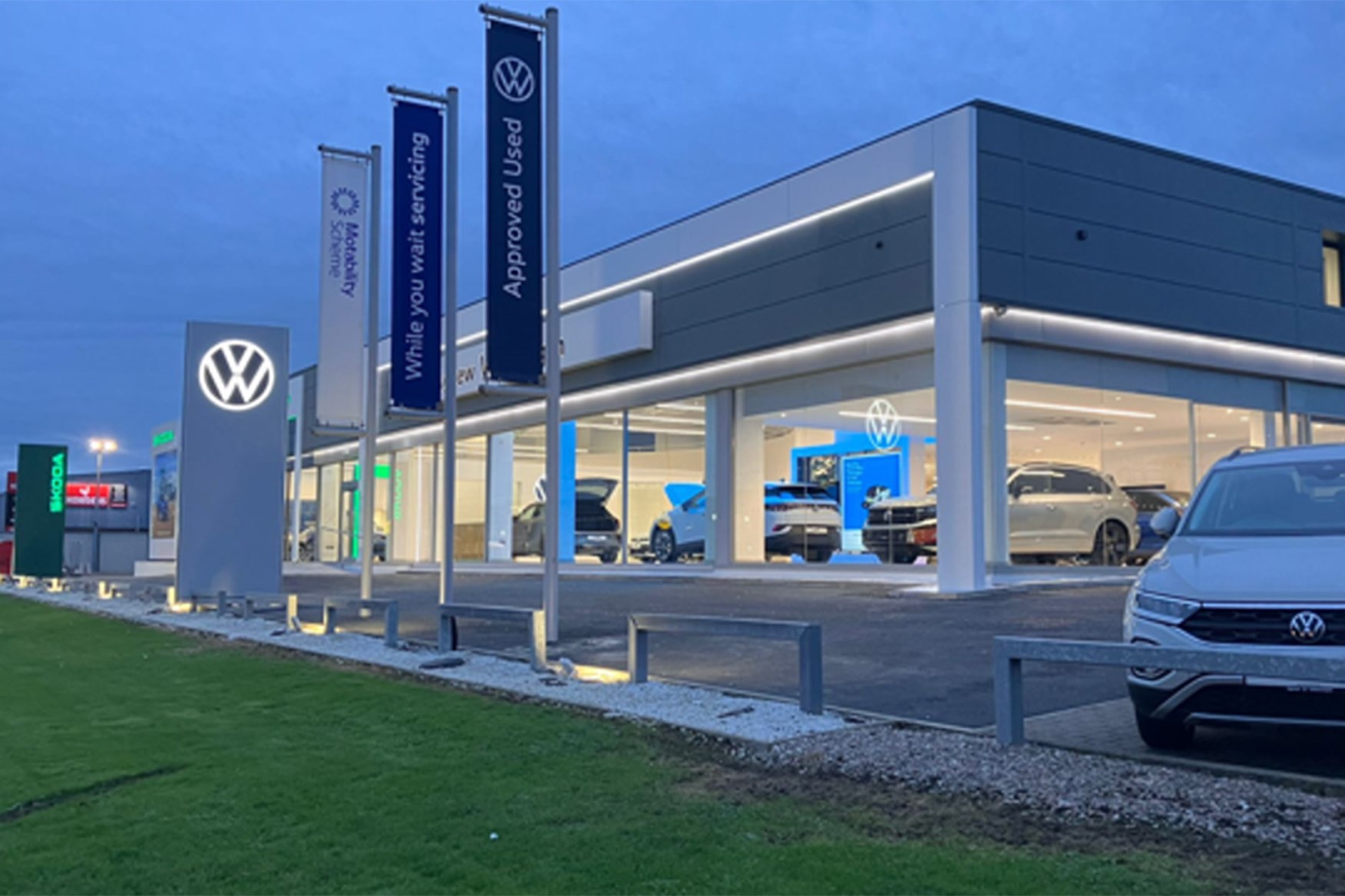 Why Your Car Finance Quote Says 9.9% When the Base Rate Is Only 3.75%