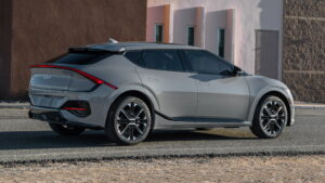 Record EV month, falling used prices: why summer 2026 favours the used buyer