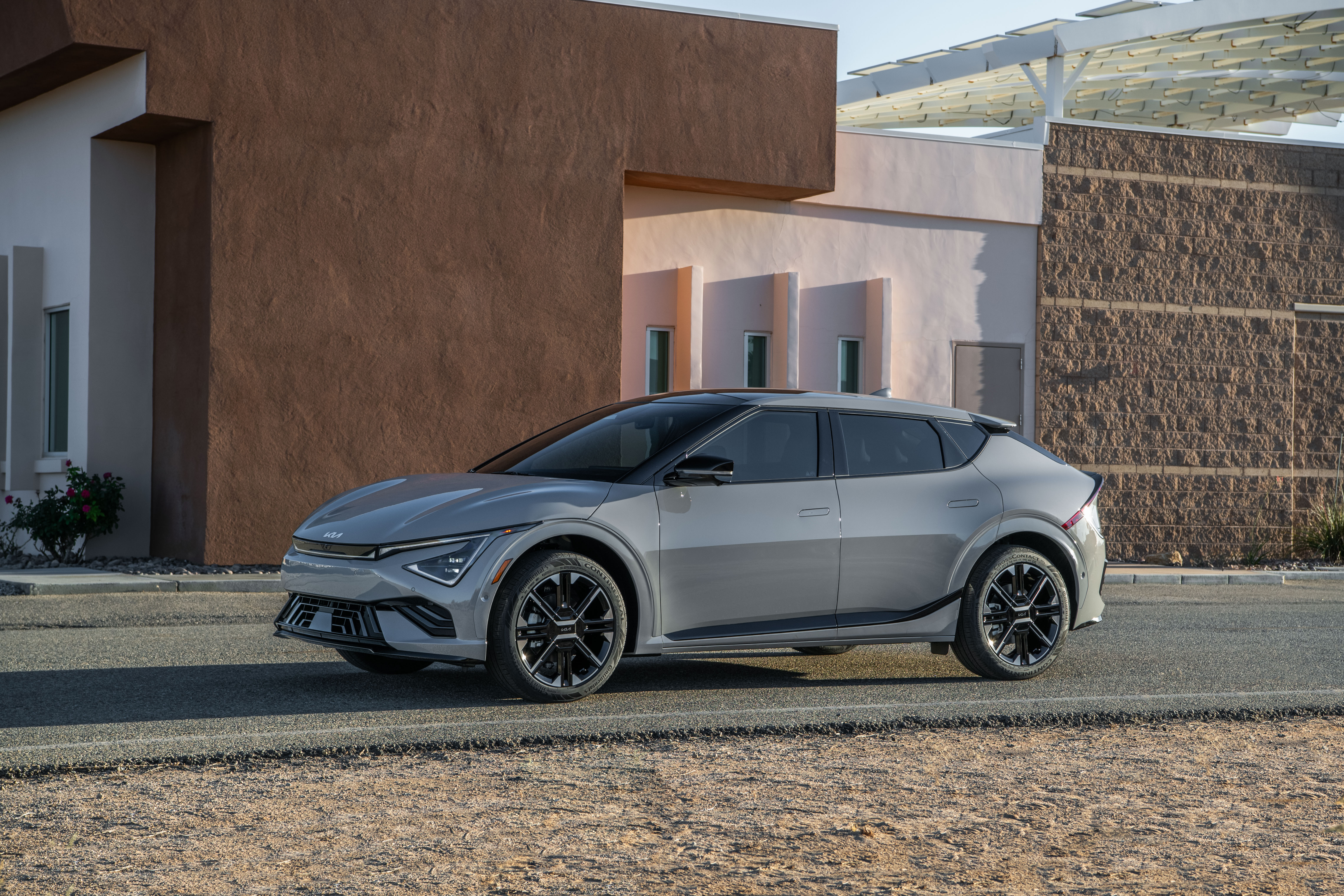 Kia EV6 Air 84kWh side profile, the salary sacrifice range and P11D sweet spot for 2026