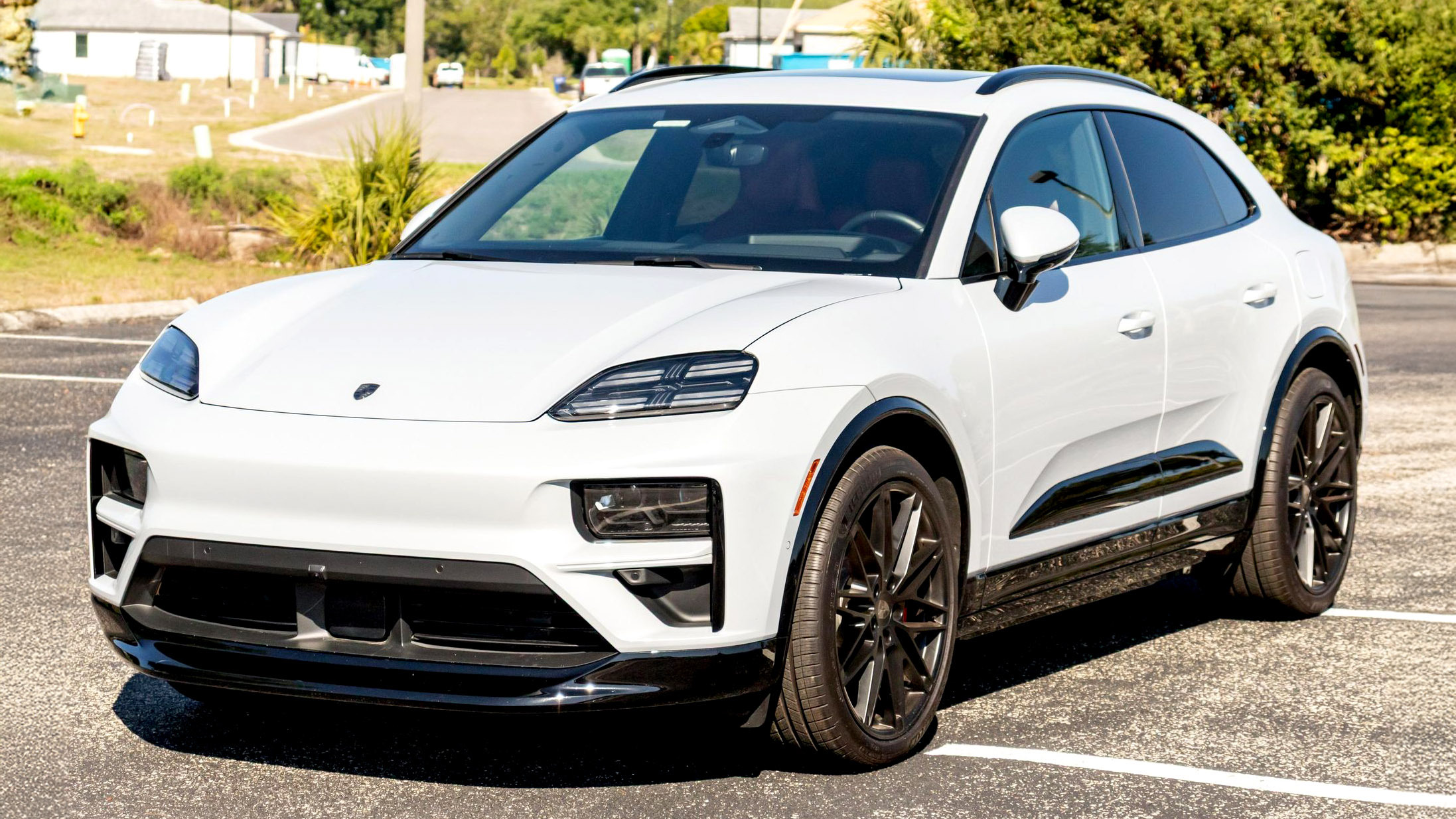 Porsche Macan Electric, the kind of premium EV self-employed buyers fund through business contract hire