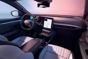 Renault Scenic E-Tech interior dashboard and OpenR Link screen