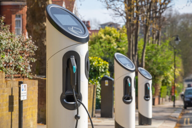 UK Rapid Chargers — Only 3.9% of UK Rapid Chargers Meet the New 99% Uptime Law - and the Reckoning Lands This January