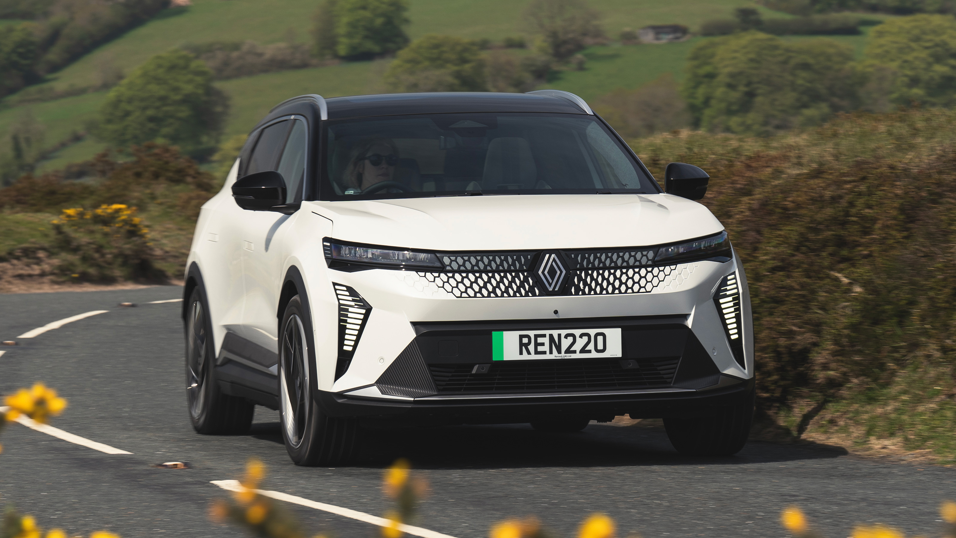 Renault Scenic E-Tech: the family EV the grant just made cheaper to run