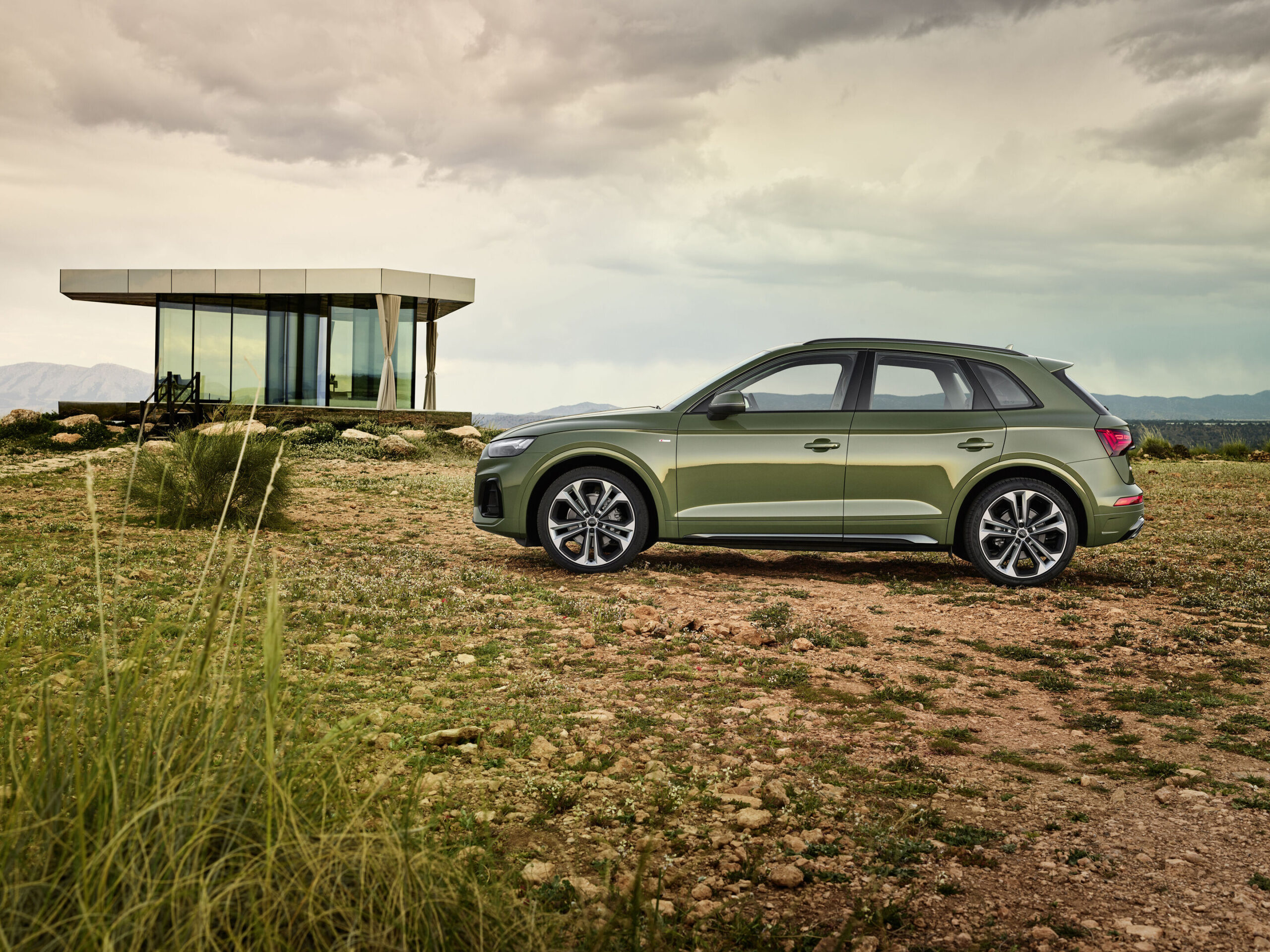 Used Audi Q5 interior and controls, where infotainment faults commonly appear