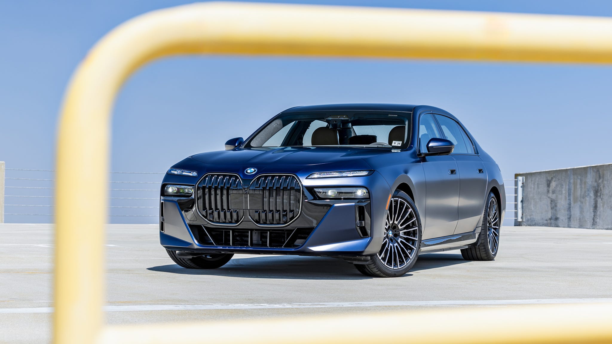 BMW i7 review 2026: is the £100k electric limo worth it for UK buyers?